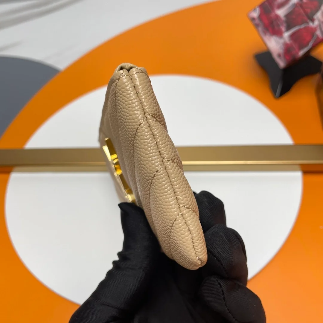 마틀라세 프라그망 케이스 베이지 골드 상세