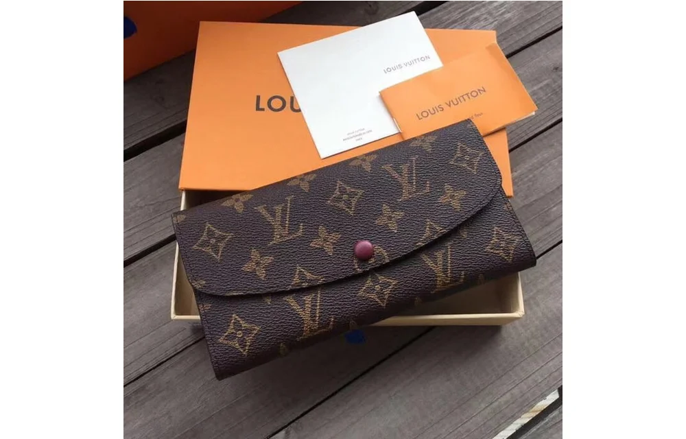 사라 월릿 상세