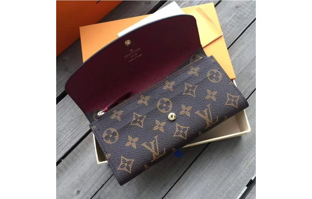 사라 월릿 상세