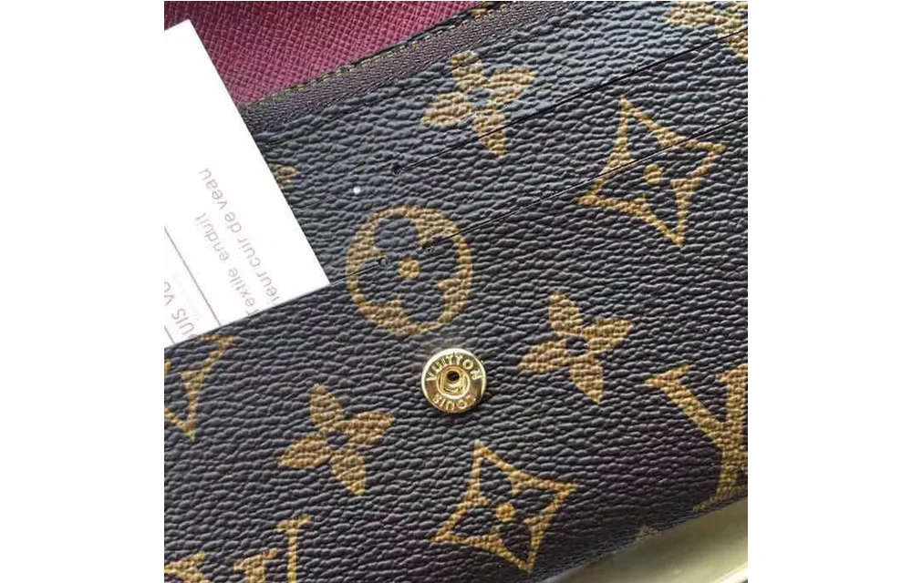 사라 월릿 상세