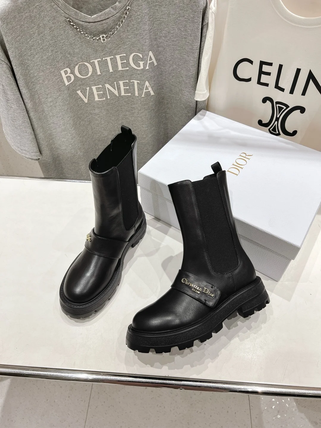 2025ss  신상 브록 앵클 부츠 상세