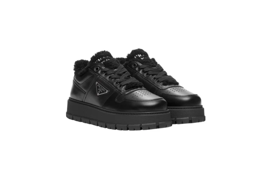 시어링 디테일 레더 스니커즈 1E947M (2color)