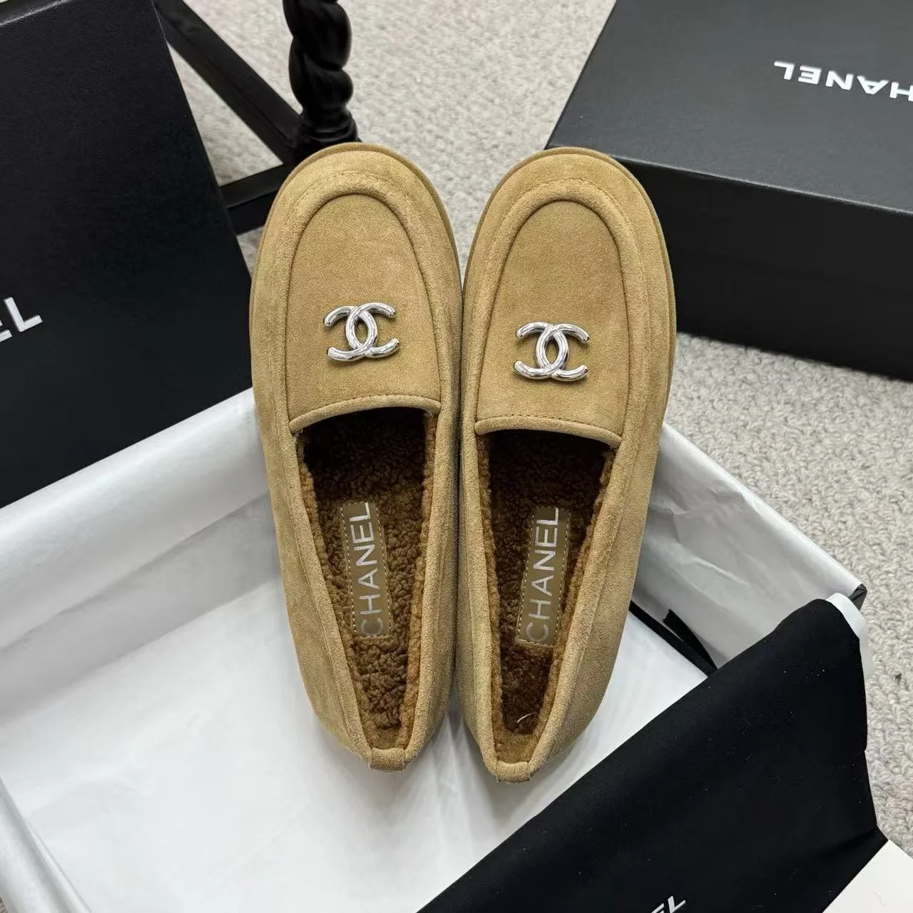 스웨이드 로퍼 상세