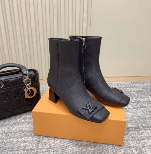 셰이크 앵클 부츠