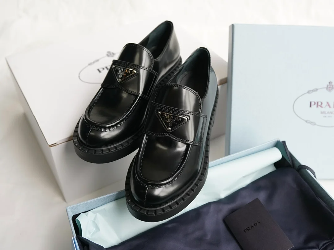 초콜릿 브러쉬드 로퍼 상세