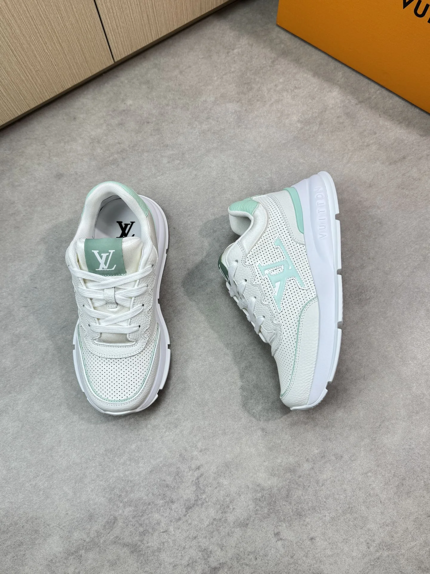 클래식 커플 스니커즈(3color) 상세