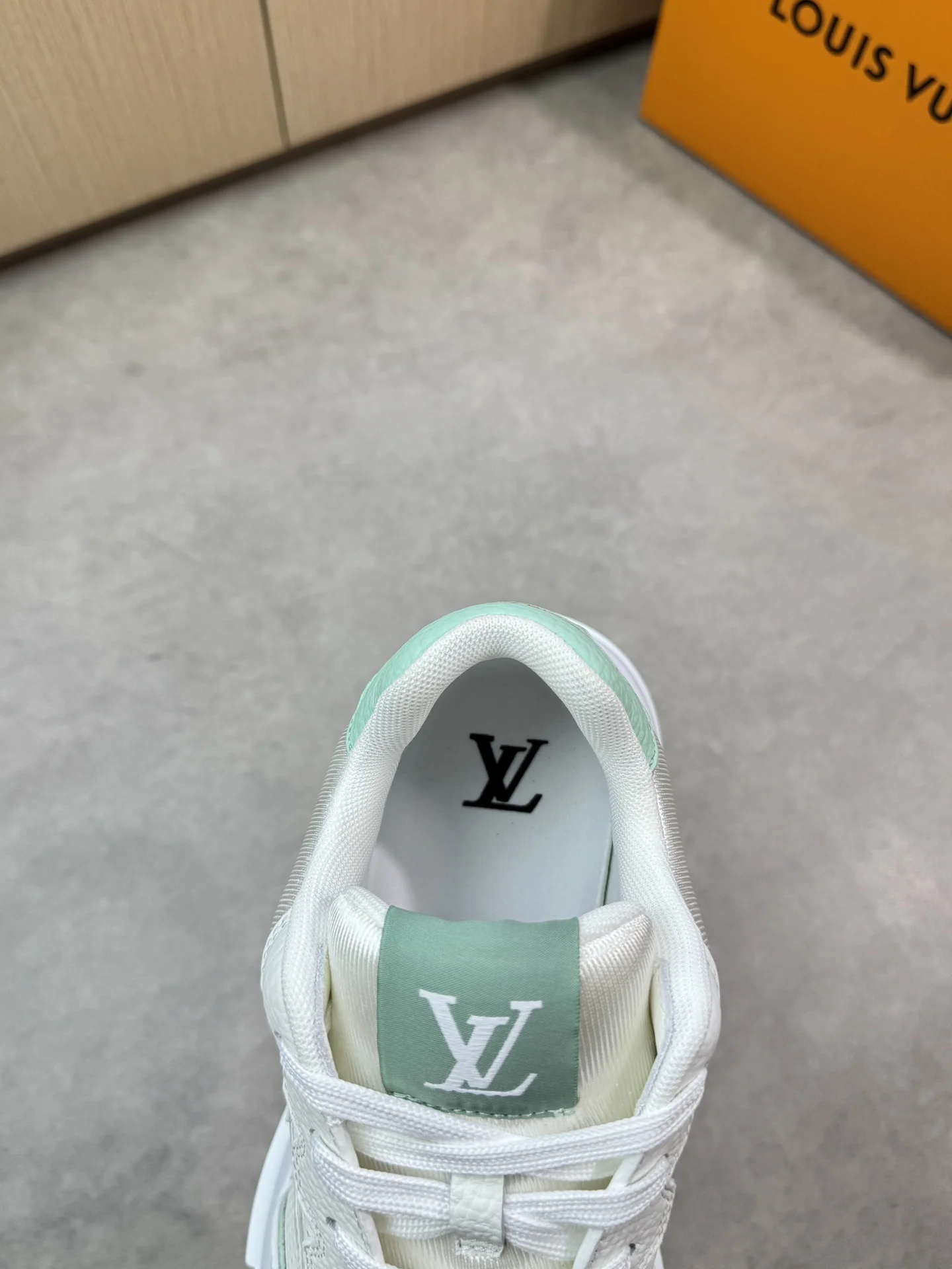 클래식 커플 스니커즈(3color) 상세