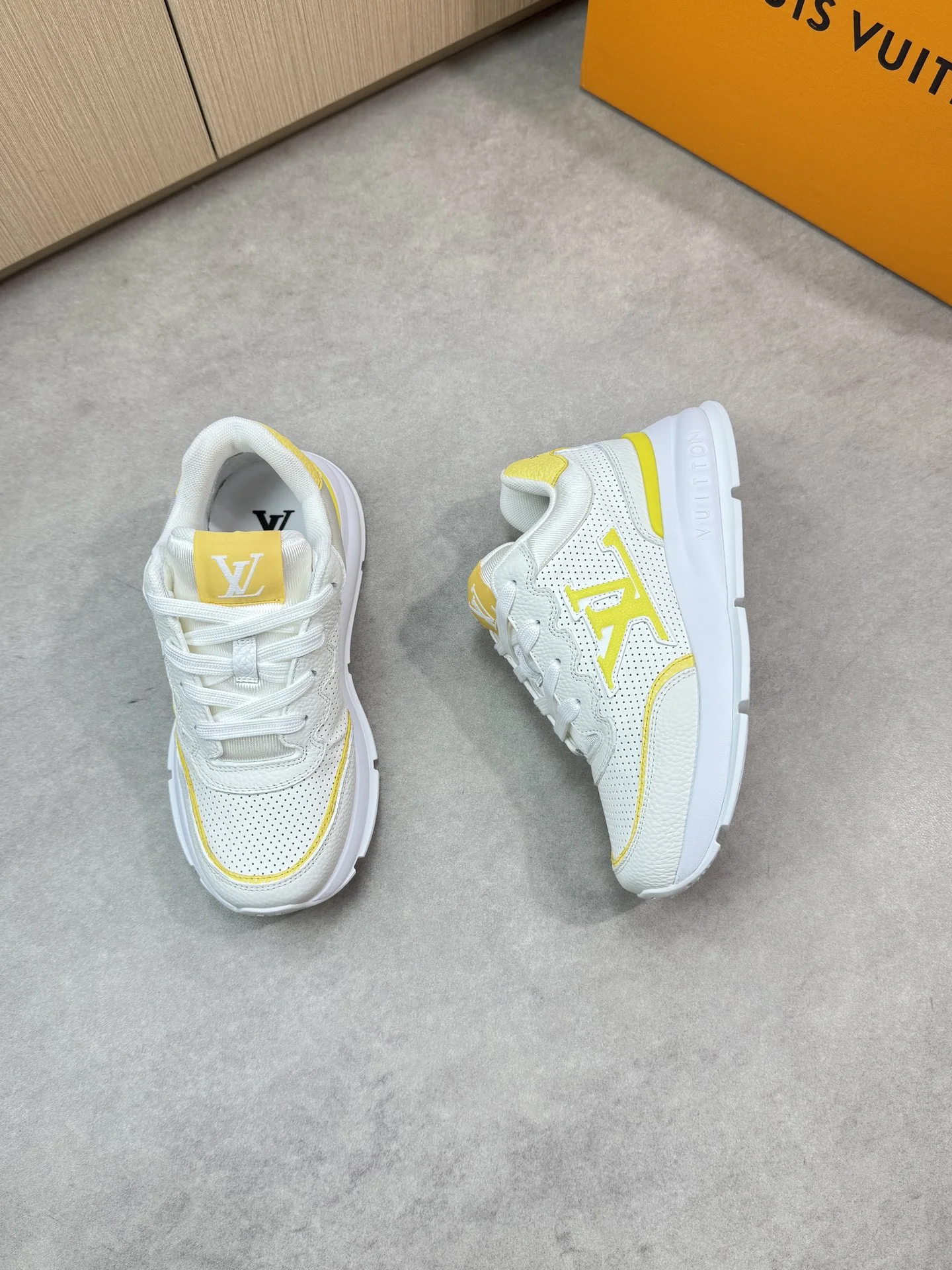 클래식 커플 스니커즈(3color)