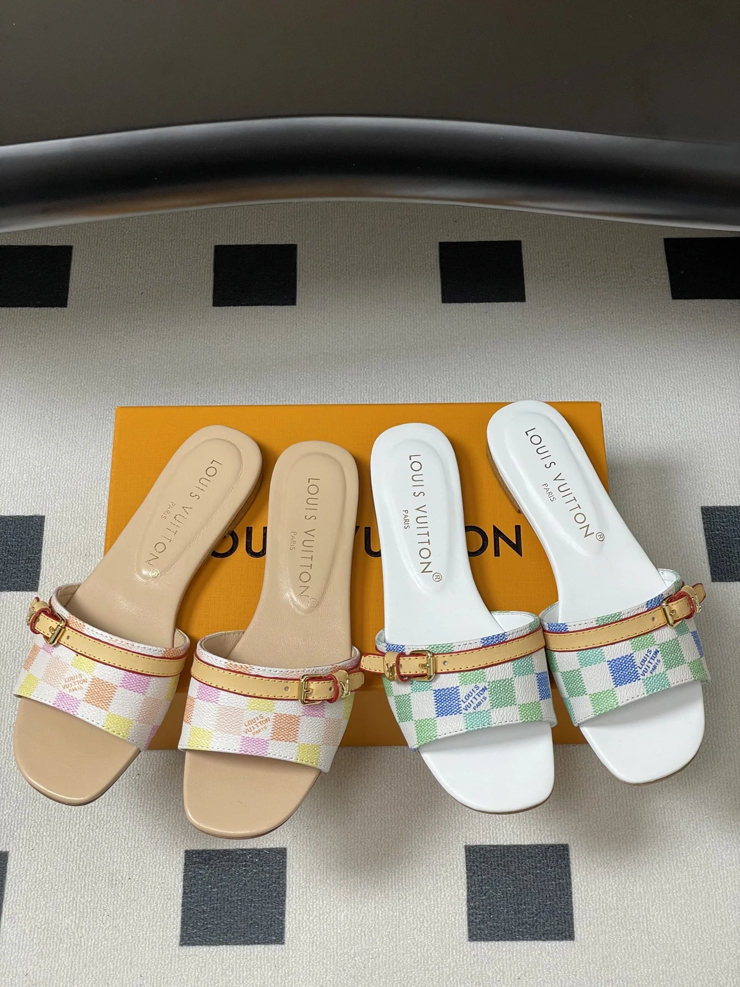 25ss 클래식 플랫 슬리퍼 (2color)