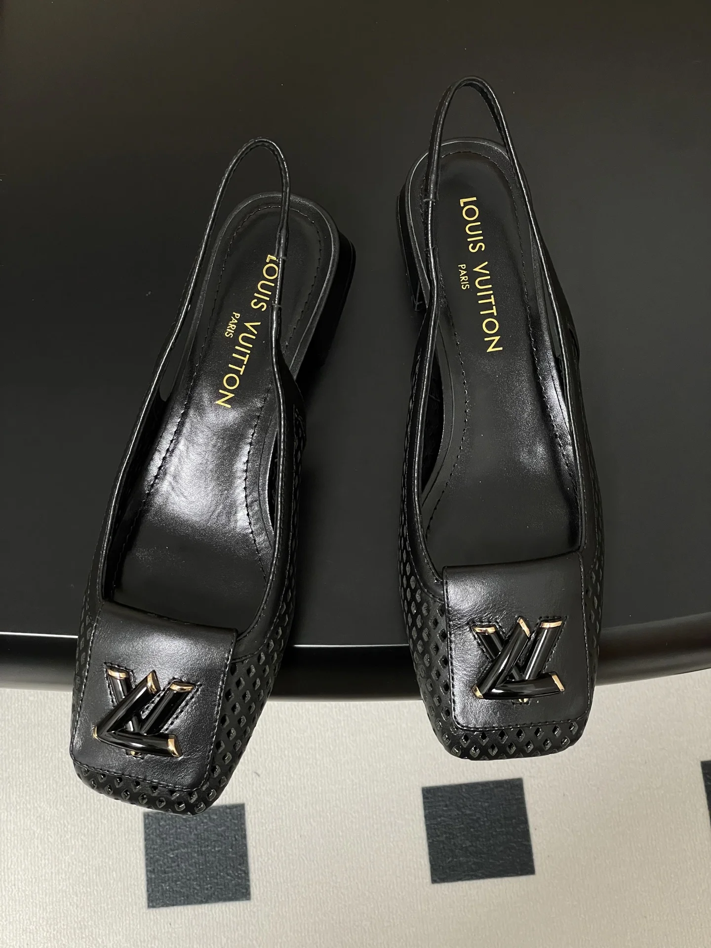 25ss 봄여름 신상 통굽 샌들(2color) 상세