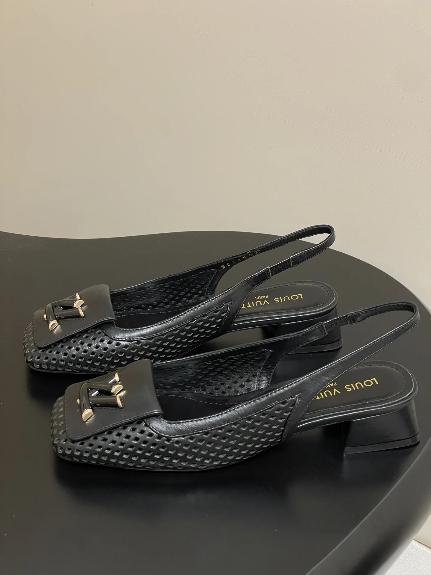 25ss 봄여름 신상 통굽 샌들(2color) 상세