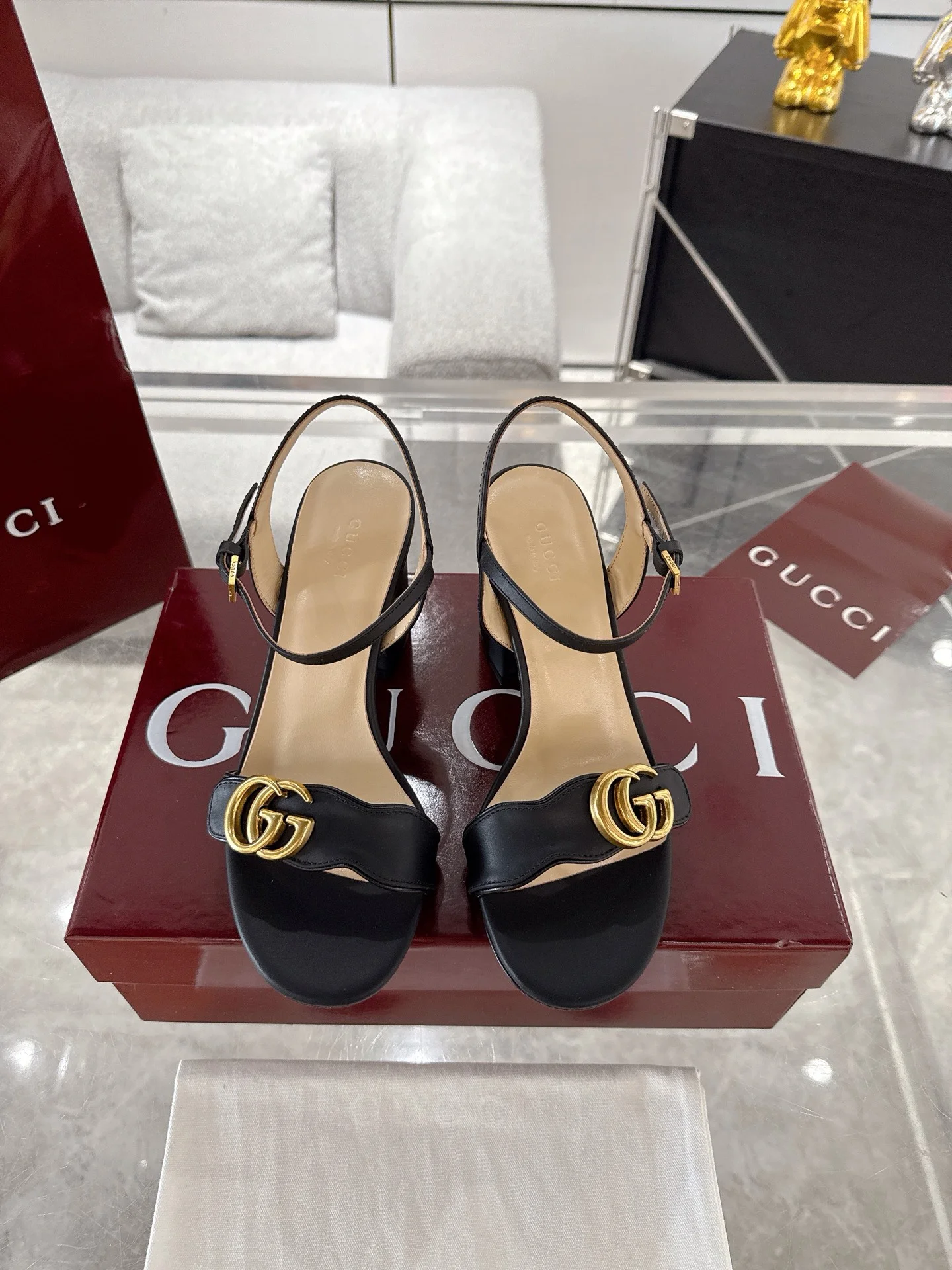 더블 G 버클 힐 스트랩 샌들(2color) 상세