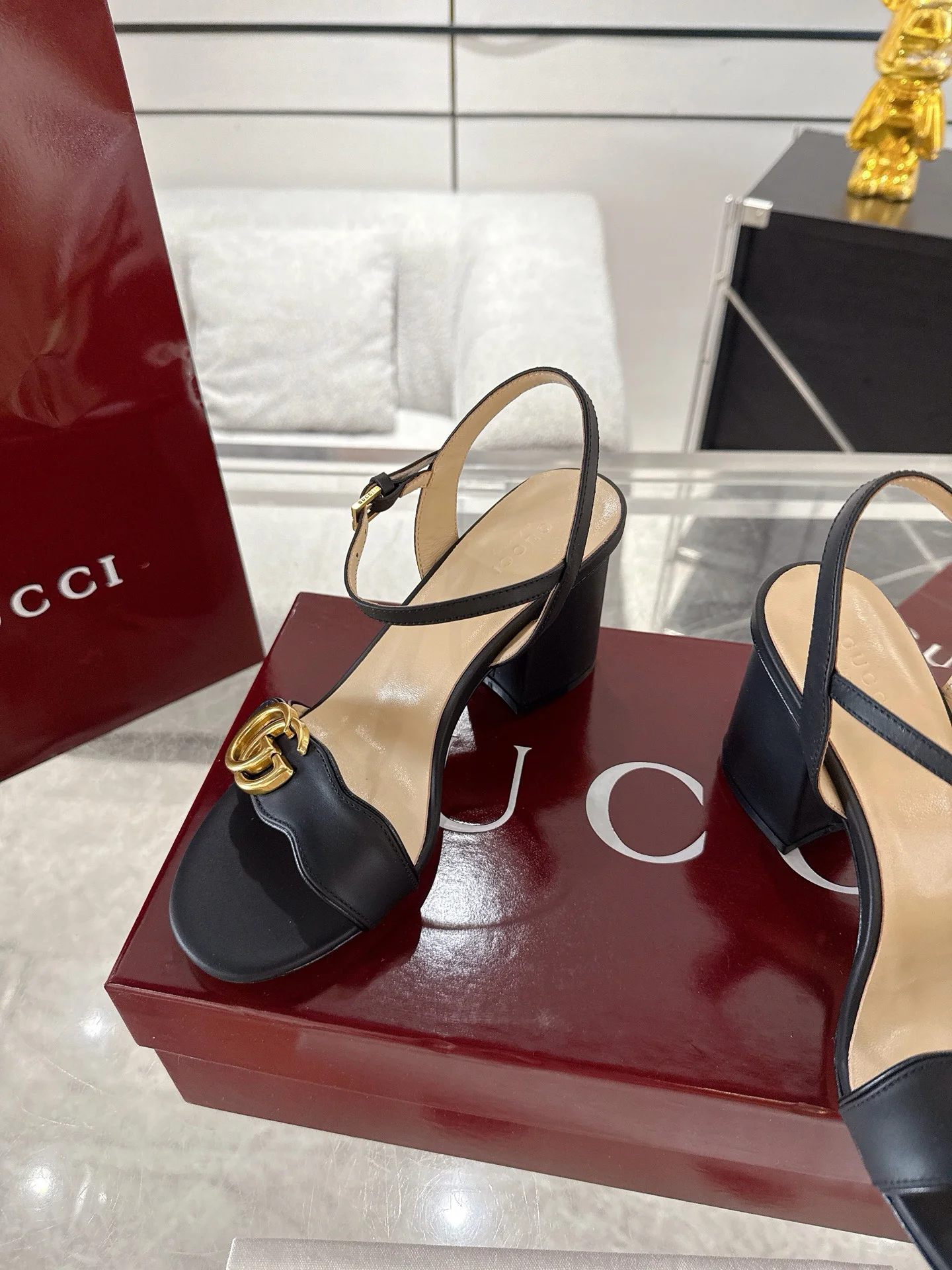 더블 G 버클 힐 스트랩 샌들(2color) 상세