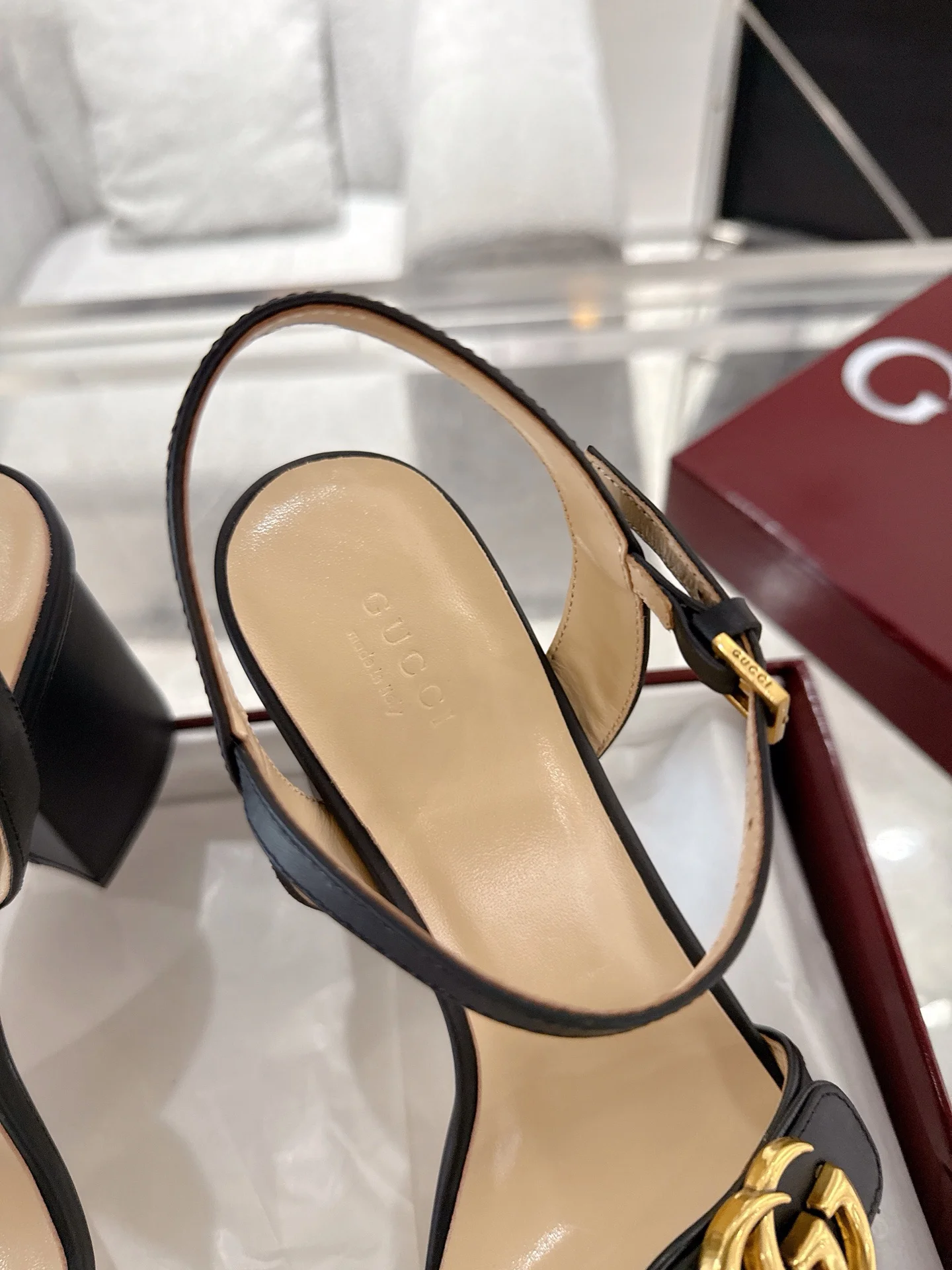 더블 G 버클 힐 스트랩 샌들(2color) 상세