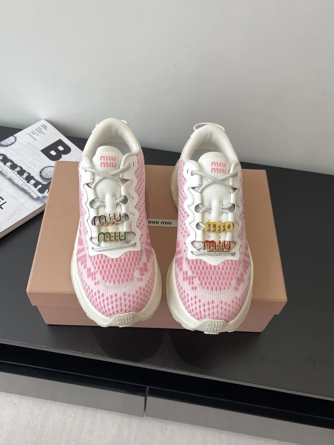 25 최신 아메리칸 핫 스니커즈 (참 별도구매) 상세