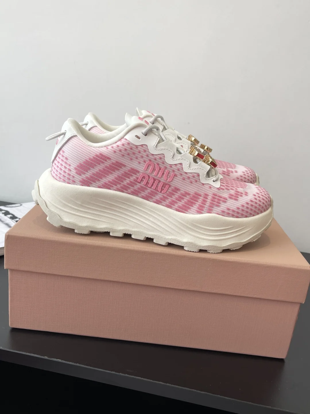 25 최신 아메리칸 핫 스니커즈 (참 별도구매) 상세