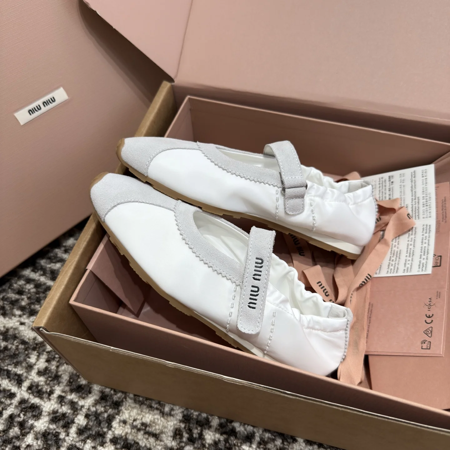 25SS 신상 타이레 슈즈 상세