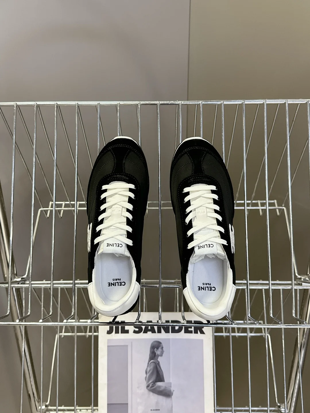 봄여름 신상 스니커즈 상세