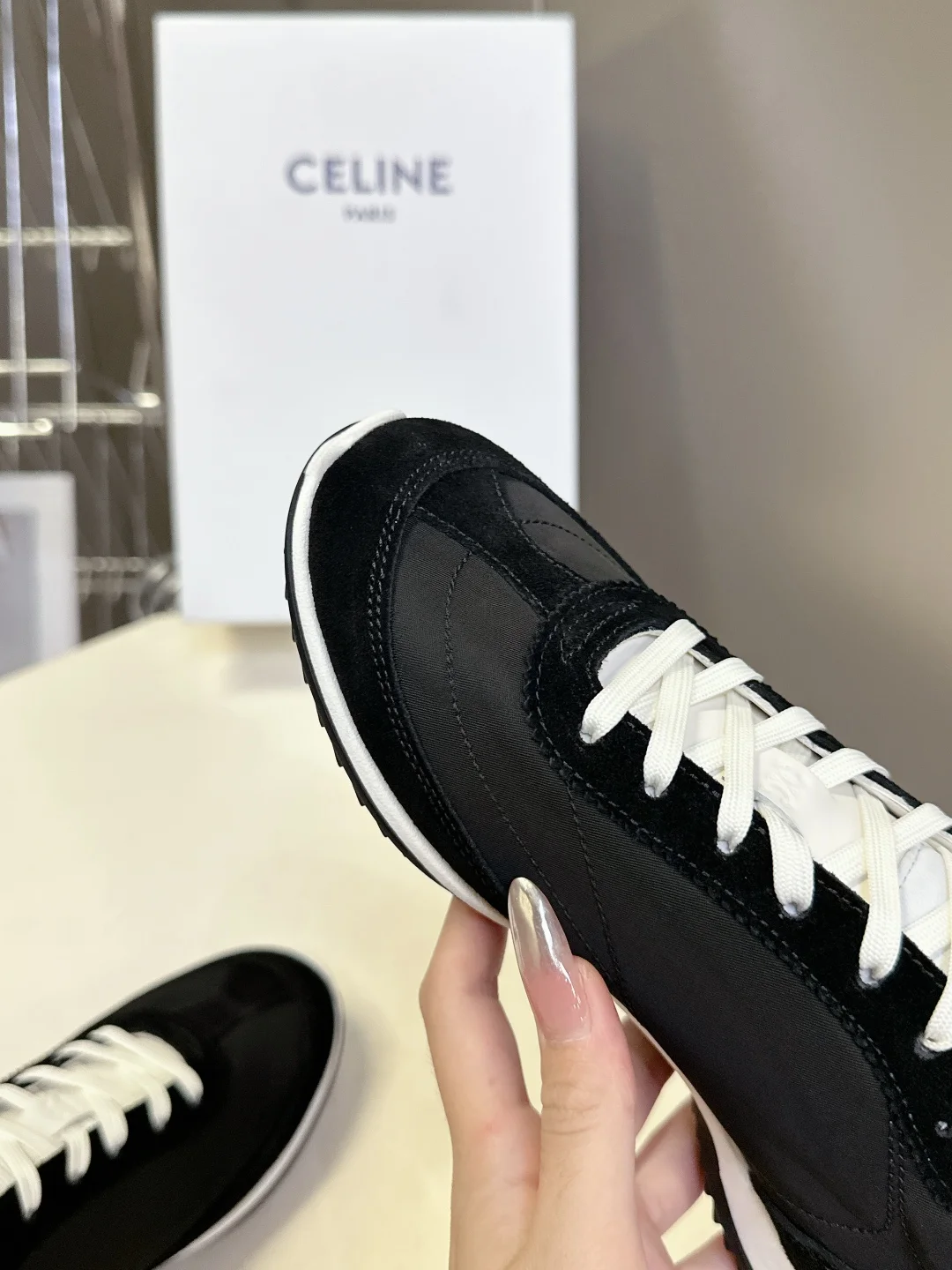 봄여름 신상 스니커즈 상세