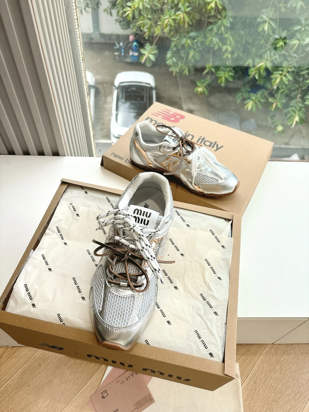 미우미우&뉴발란스 콜라보 메일라드 배색 트레이닝화 (3color) 상세