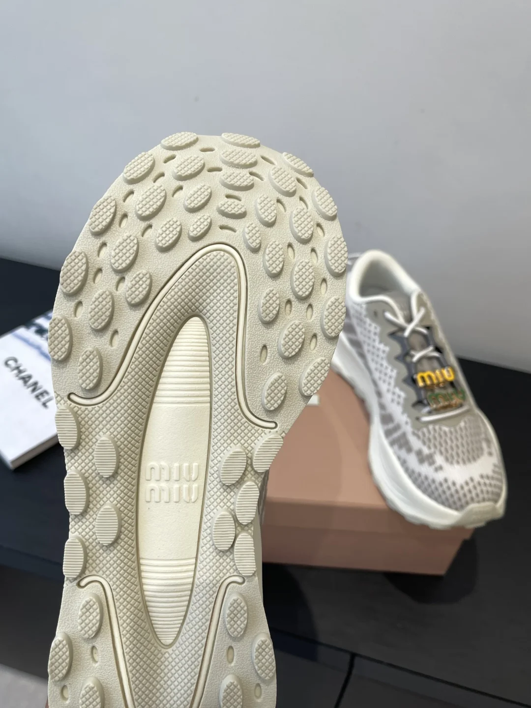 2025 최신 아메리칸 스니커즈 (2color) 상세