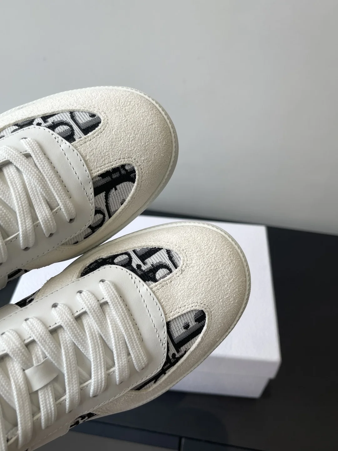 캐쥬얼 커플 런닝화 (3color) 상세