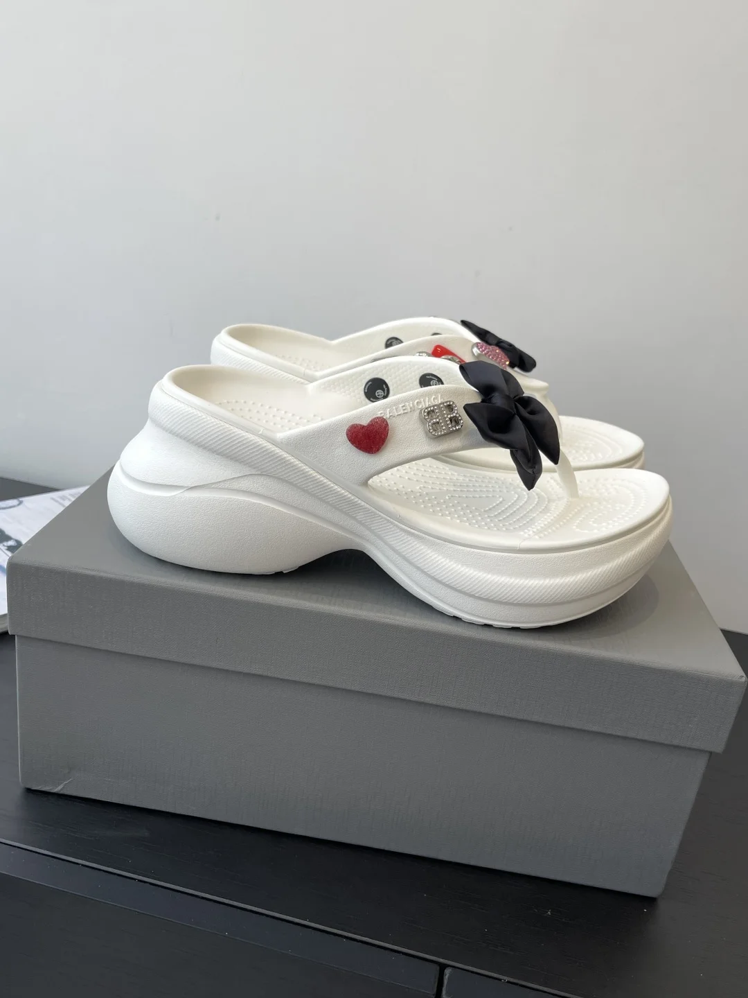 25ss 여름 신상 리본 통굽 슬리퍼(3colo) 상세