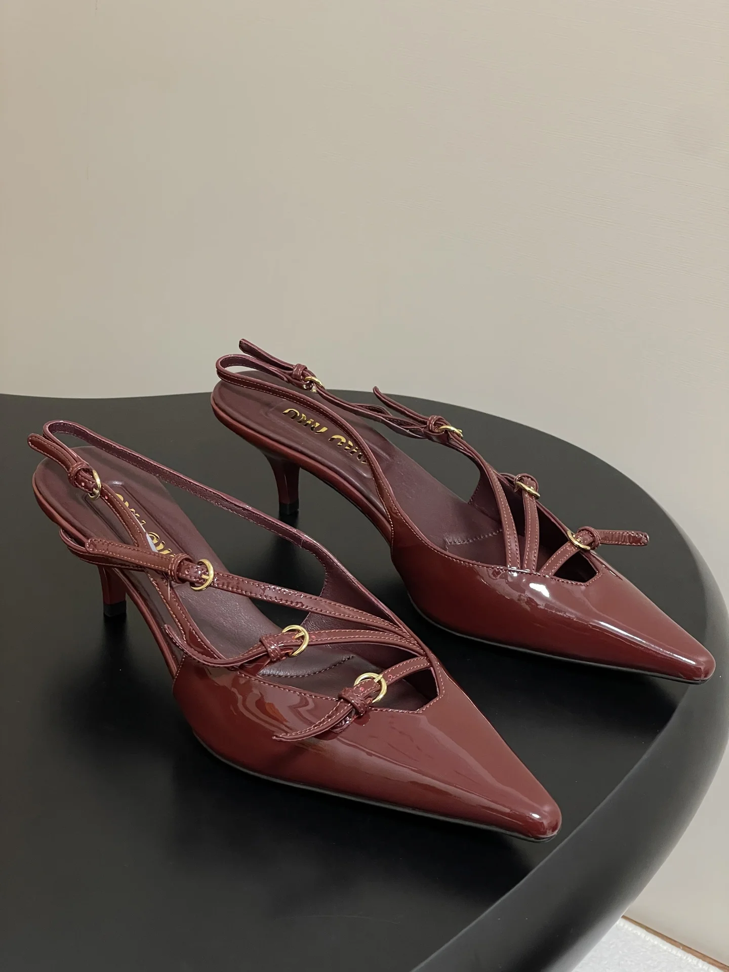 스트랩 플랫슈즈 스틸레토 힐(2color) 상세