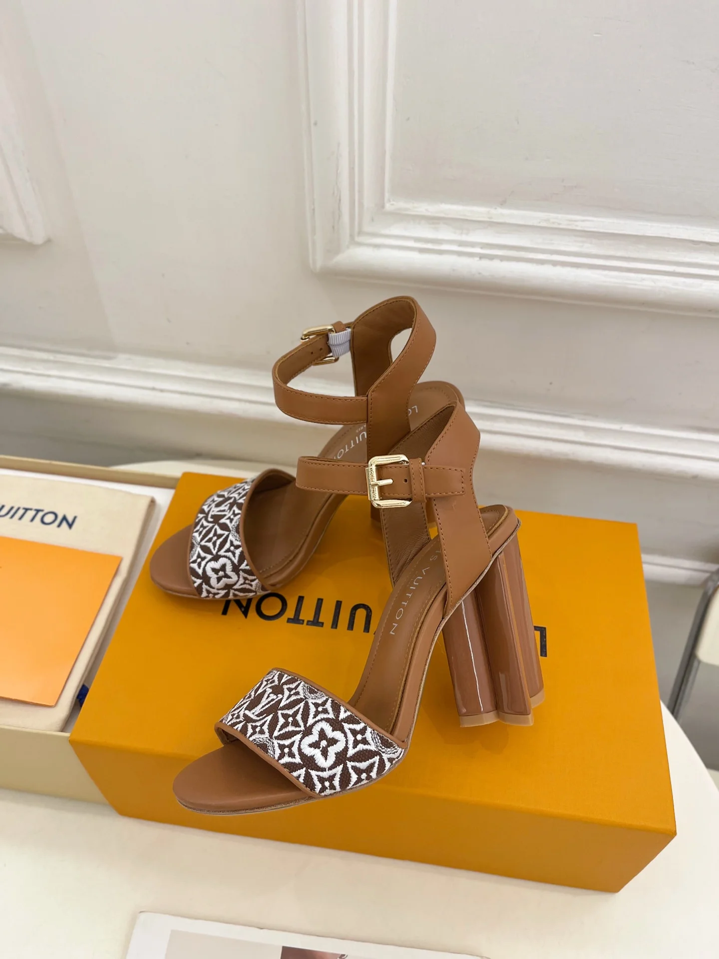 25ss 신상 샌들 상세