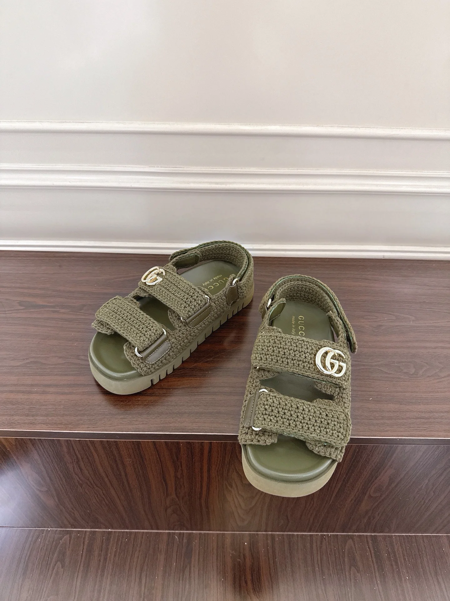 더블 G 여성용 벨크로 샌들 (2color) 상세