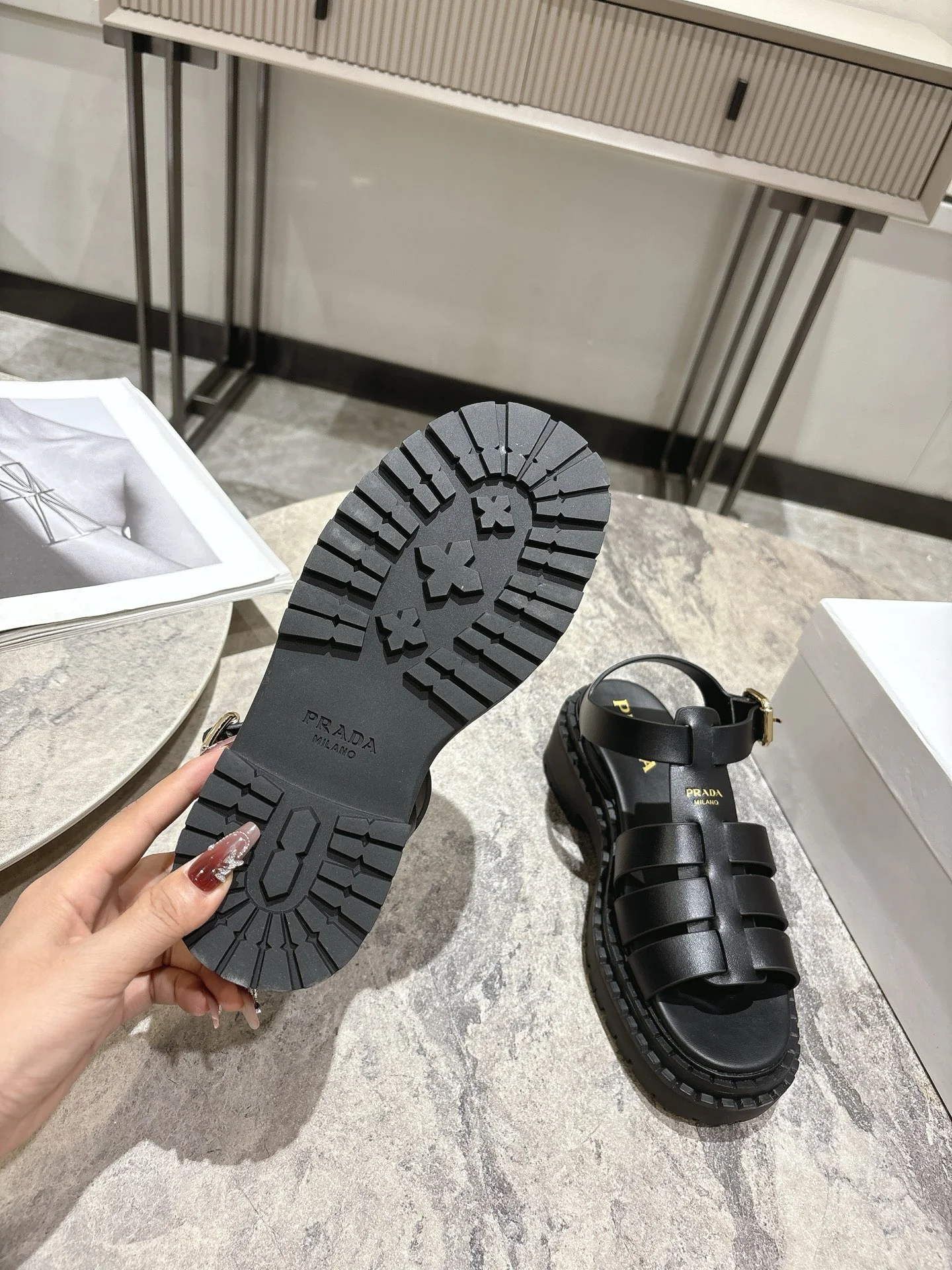 25ss 로마 메쉬 샌들(3color) 상세