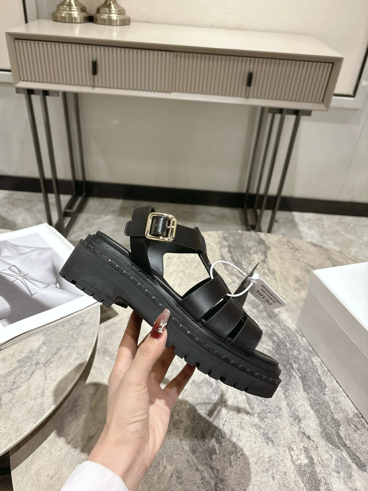 25ss 로마 메쉬 샌들(3color) 상세