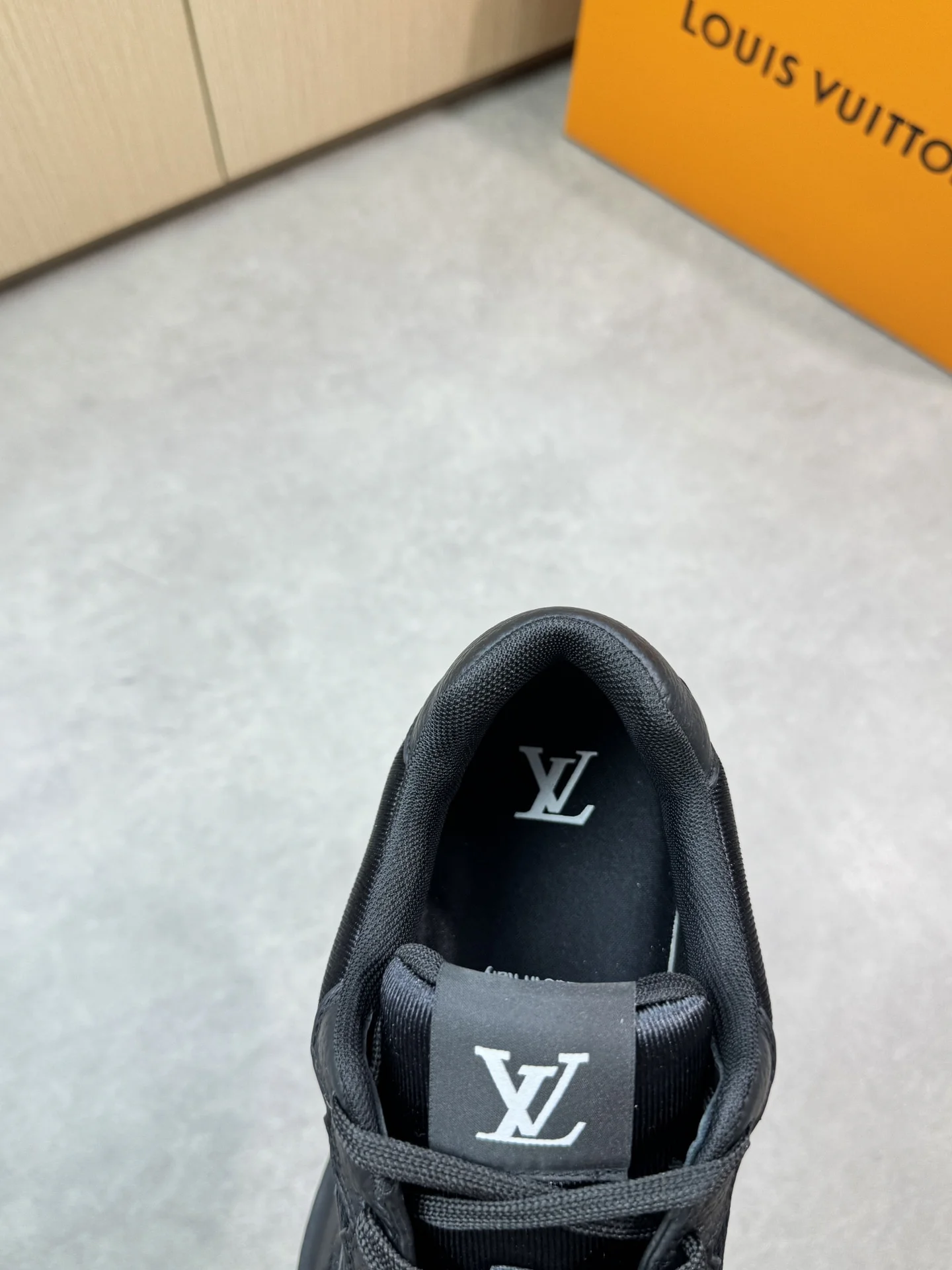 클래식 스니커즈 (2color) 상세