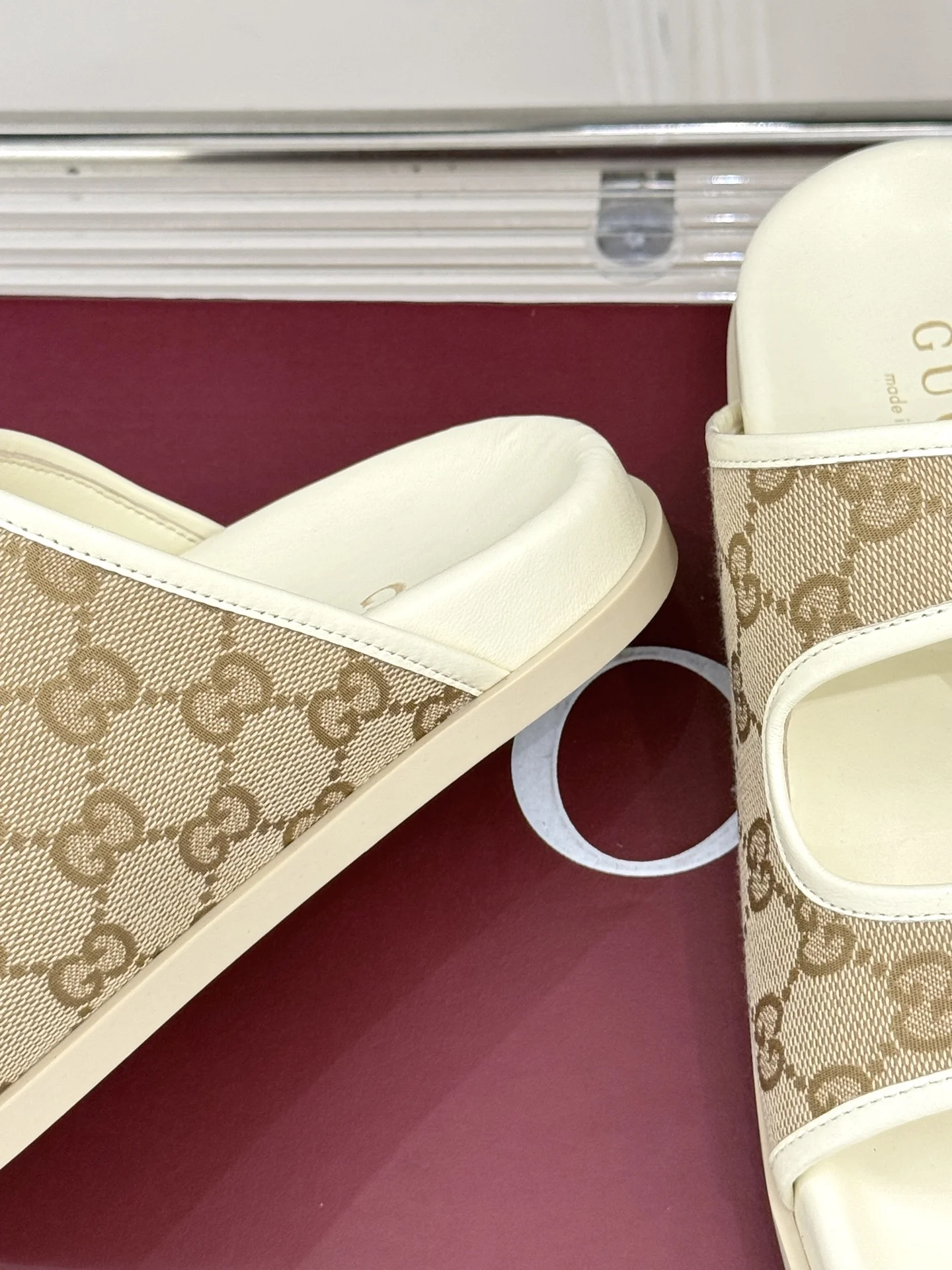 25 신상 더블 G버튼 비치 벨크로 슬리퍼 (3color) 상세