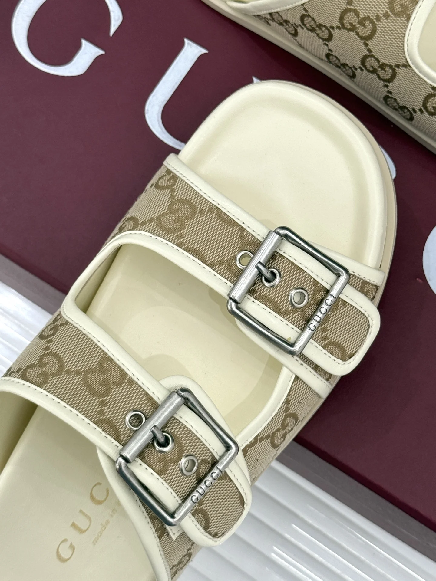 25 신상 더블 G버튼 비치 벨크로 슬리퍼 (3color) 상세