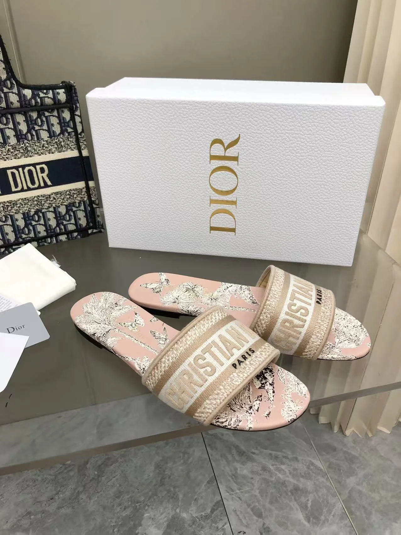 25 봄여름 신상 올오버 자수 슬리퍼 (4color) 상세