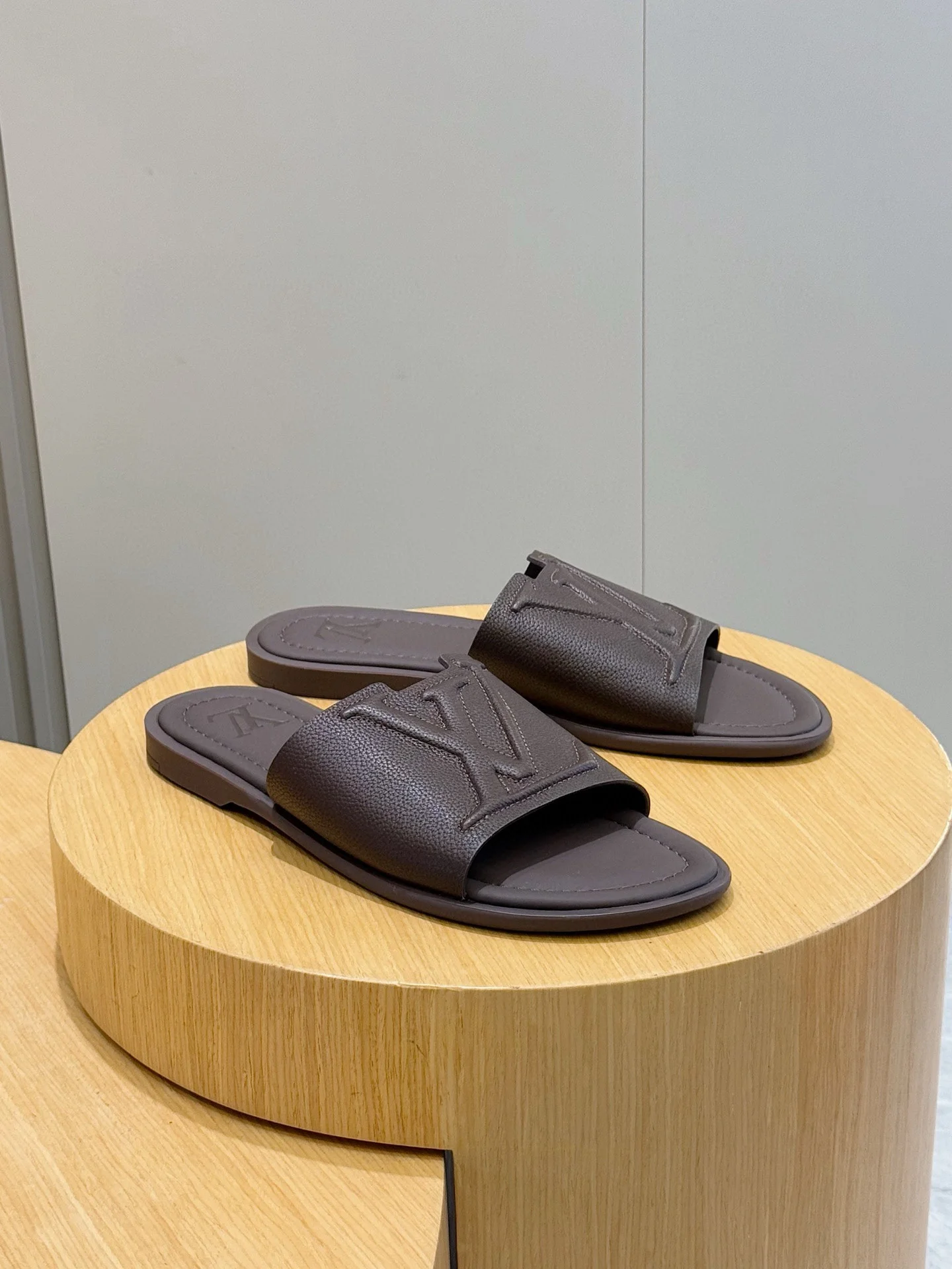 워터프론트 슬리퍼 남성 (4color) 상세