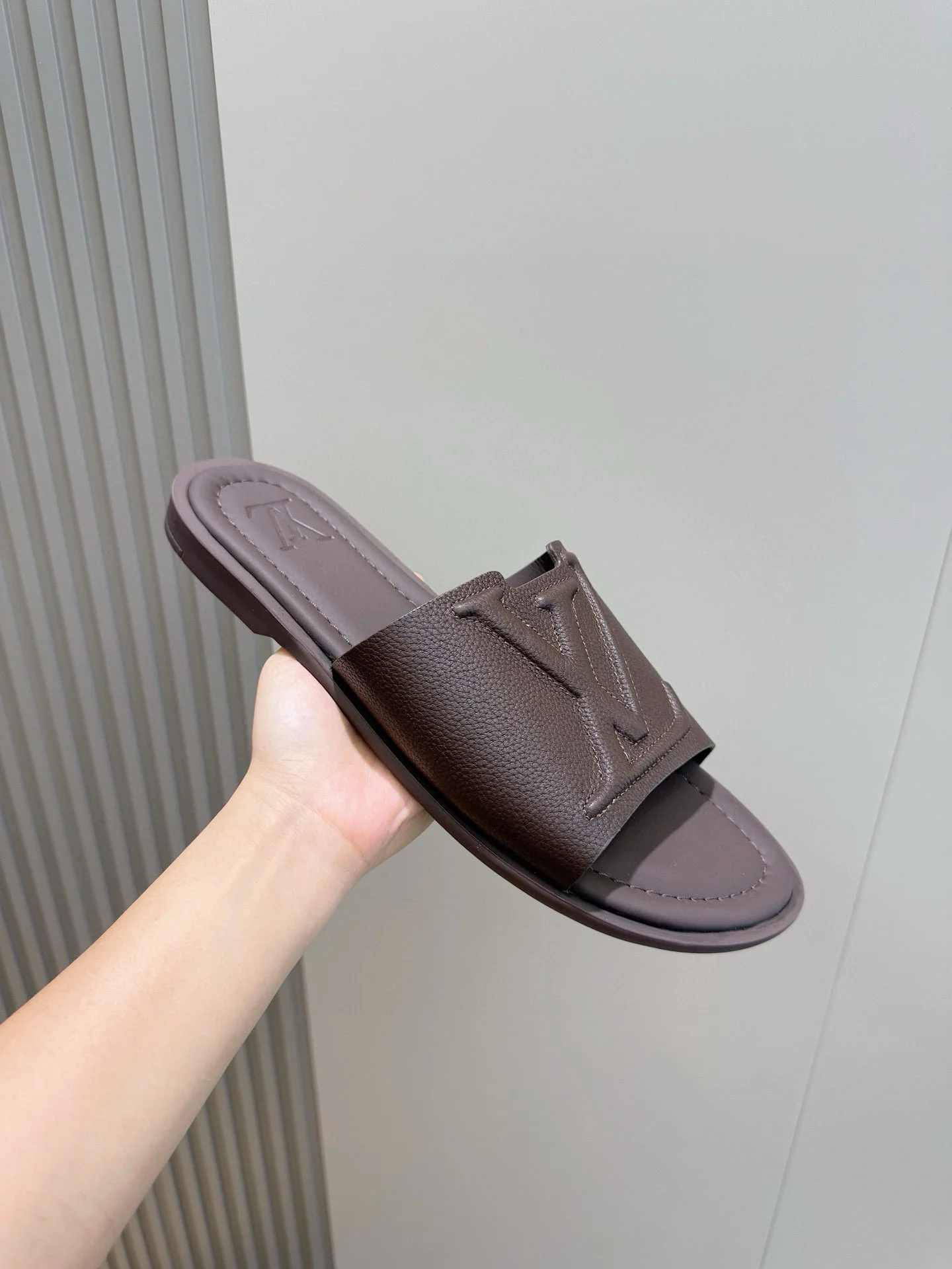 워터프론트 슬리퍼 남성 (4color) 상세