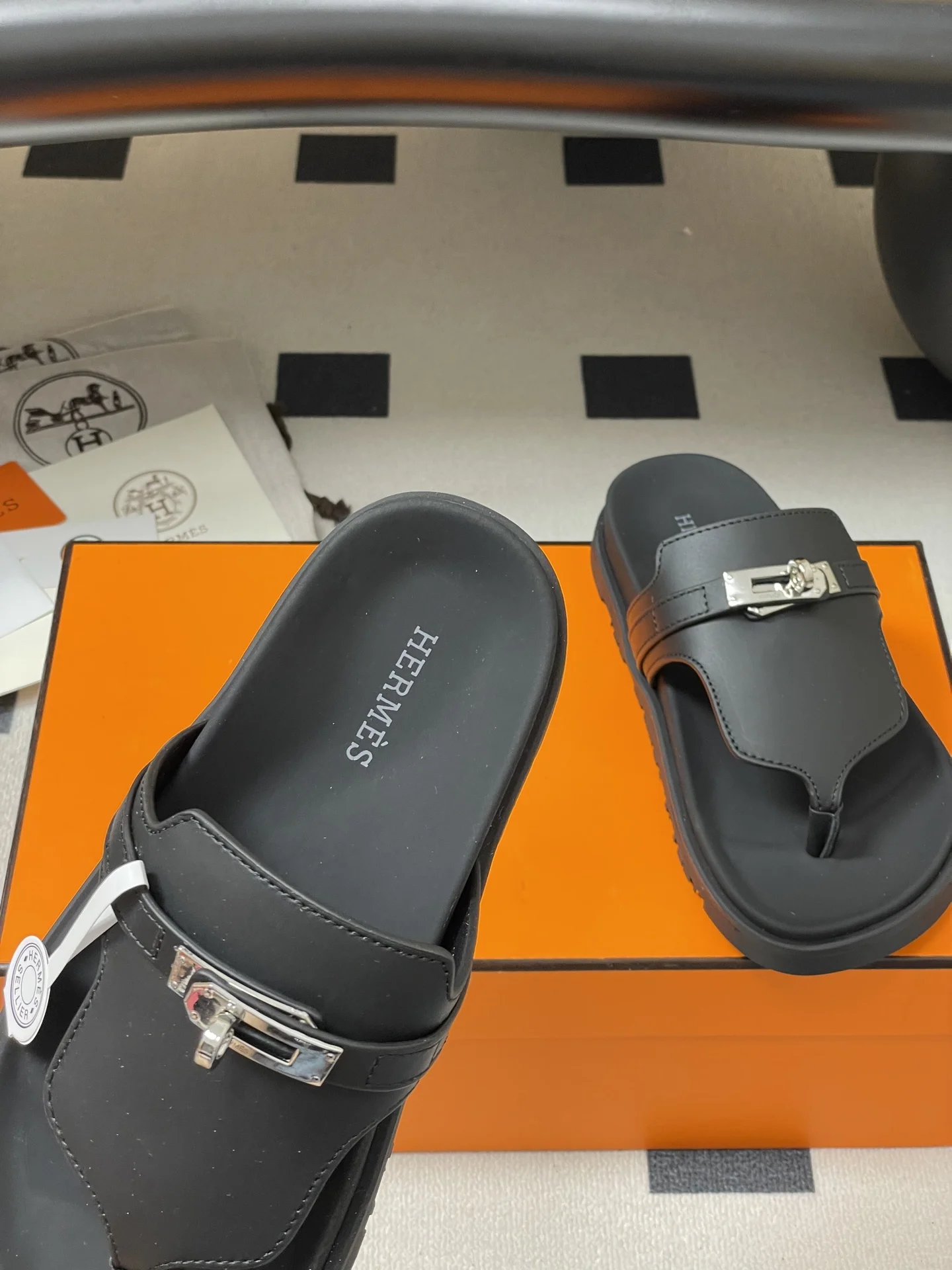 엠파이어 슬리퍼 커플 슬립온 (4color) 상세