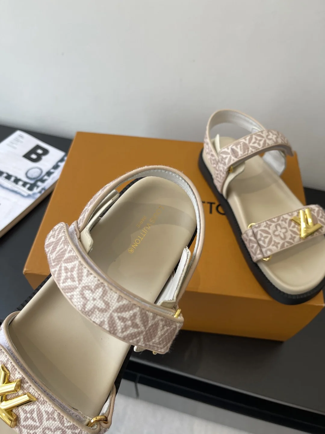 신상 캐쥬얼 비치 샌들 (2color) 상세