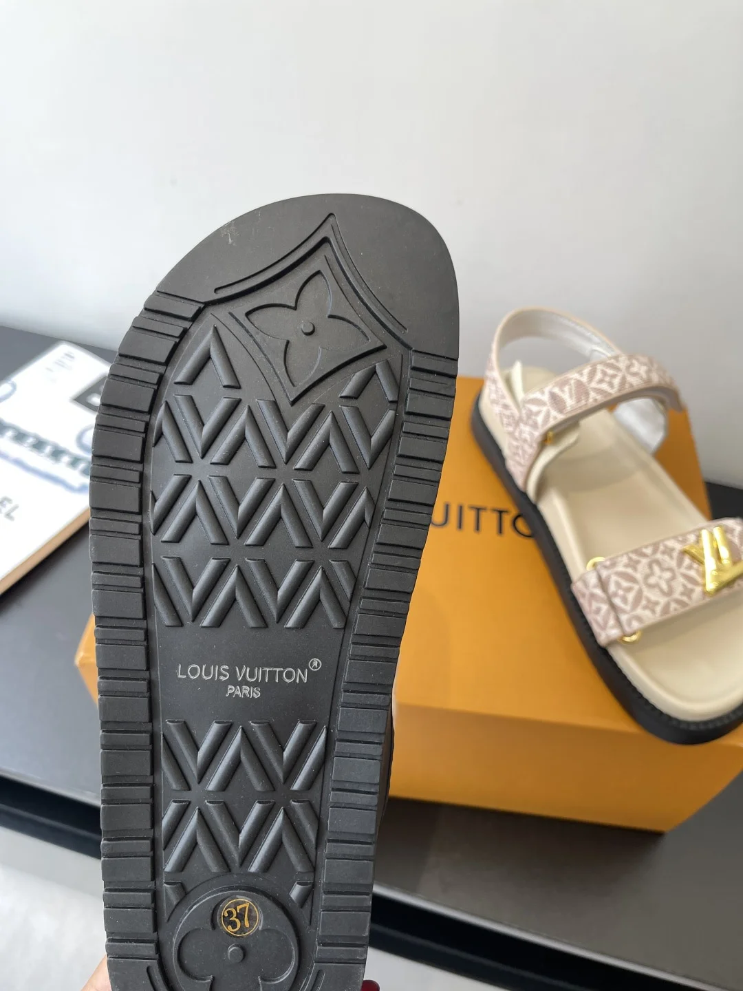 신상 캐쥬얼 비치 샌들 (2color) 상세