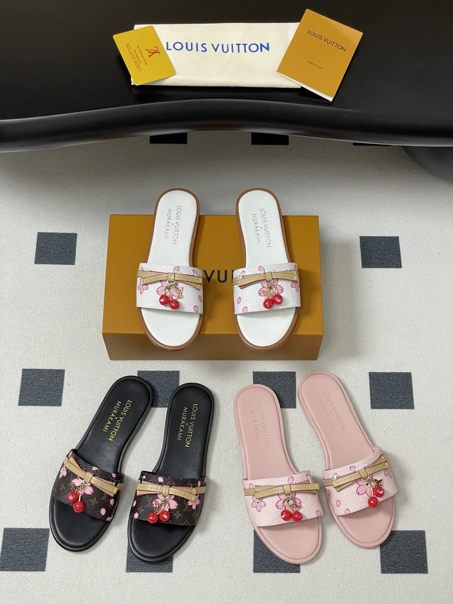 25ss 신상 × 무라카미체리 클래식 슬리퍼 (3color)