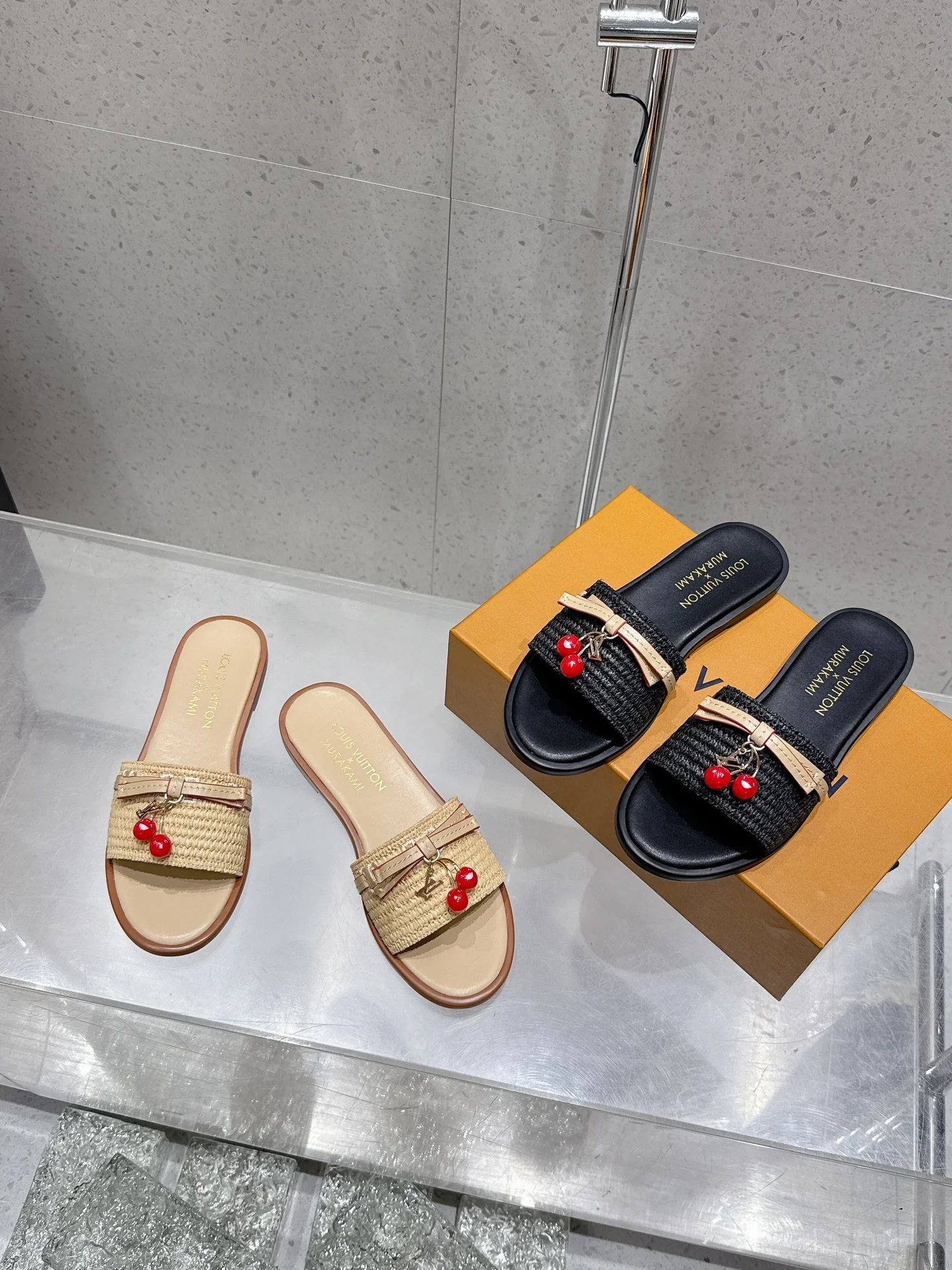 25/ss 신상 플랫 슬리퍼 (2color)