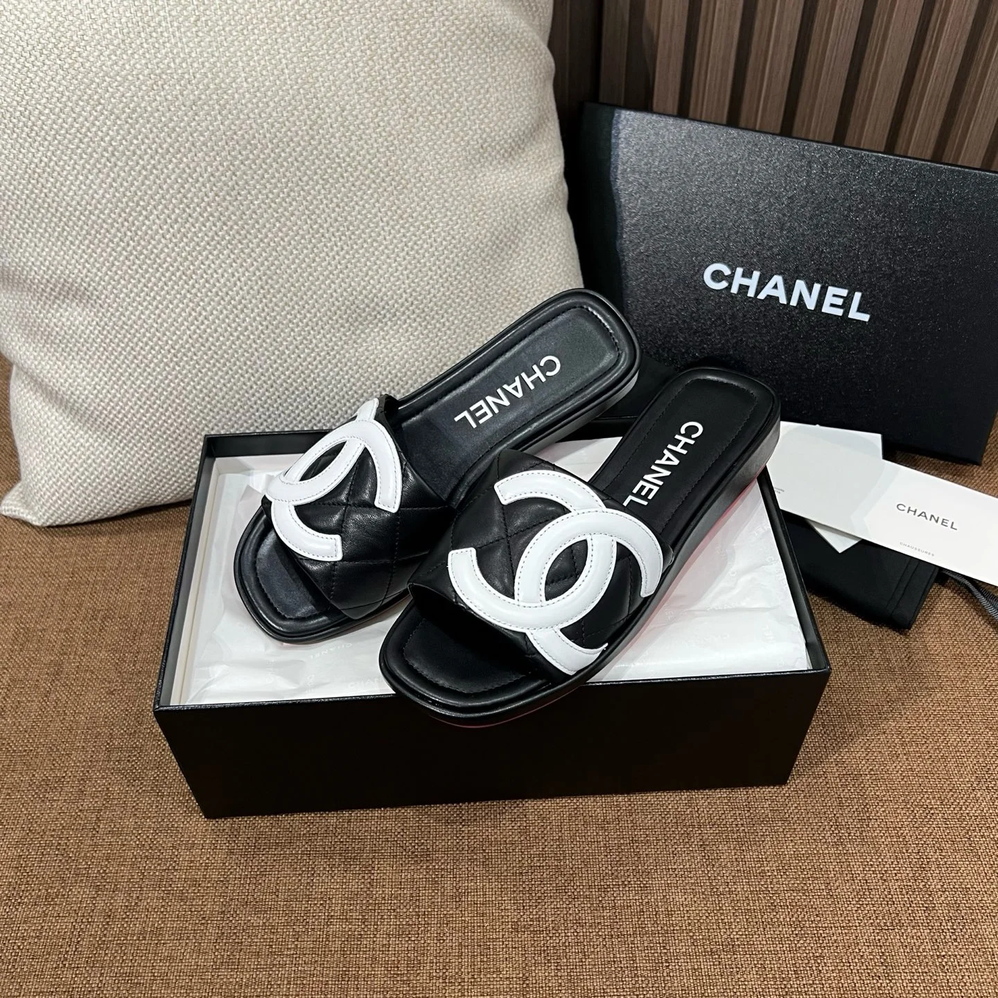 25 여름 신상 더블 c 슬리퍼 (2color) 상세