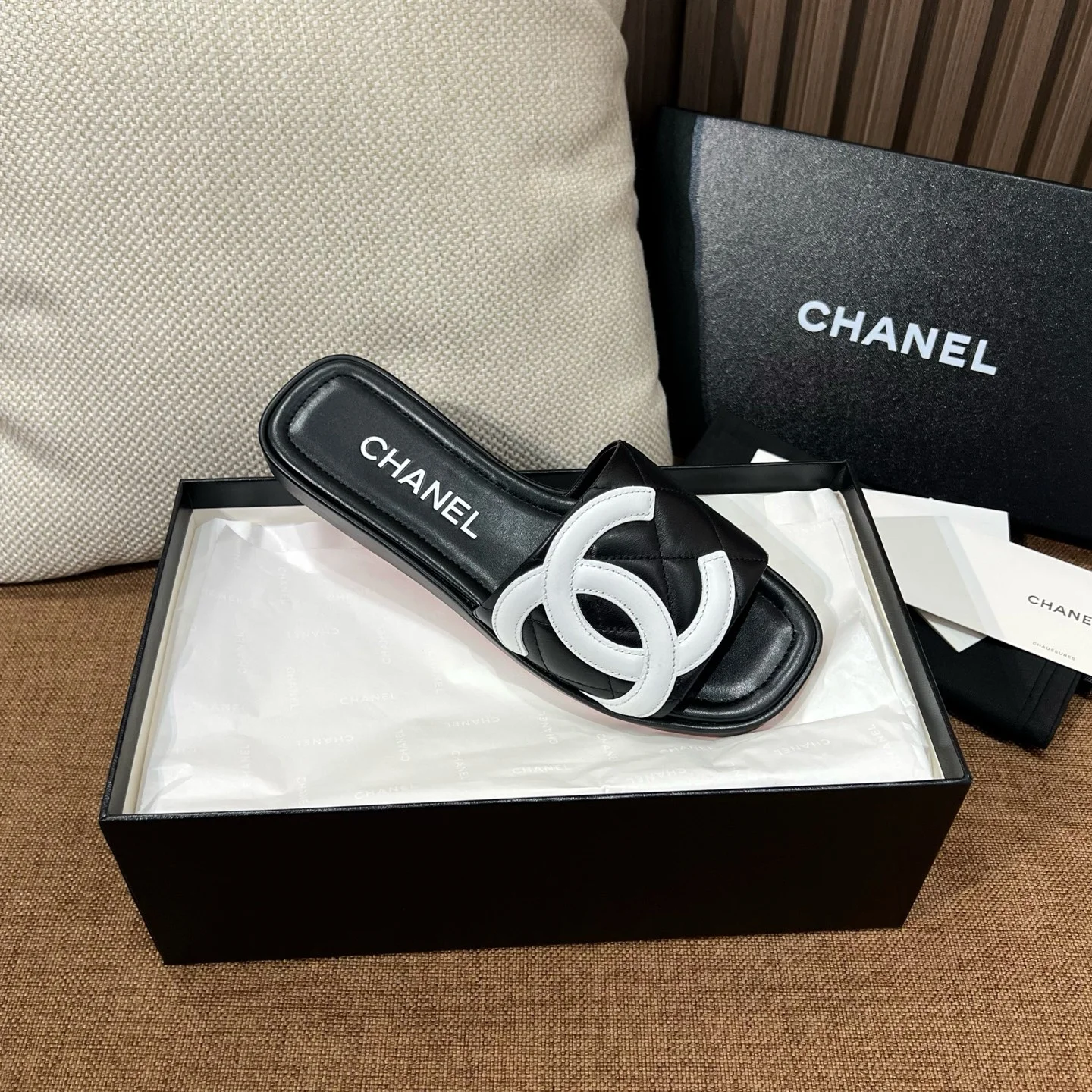 25 여름 신상 더블 c 슬리퍼 (2color) 상세