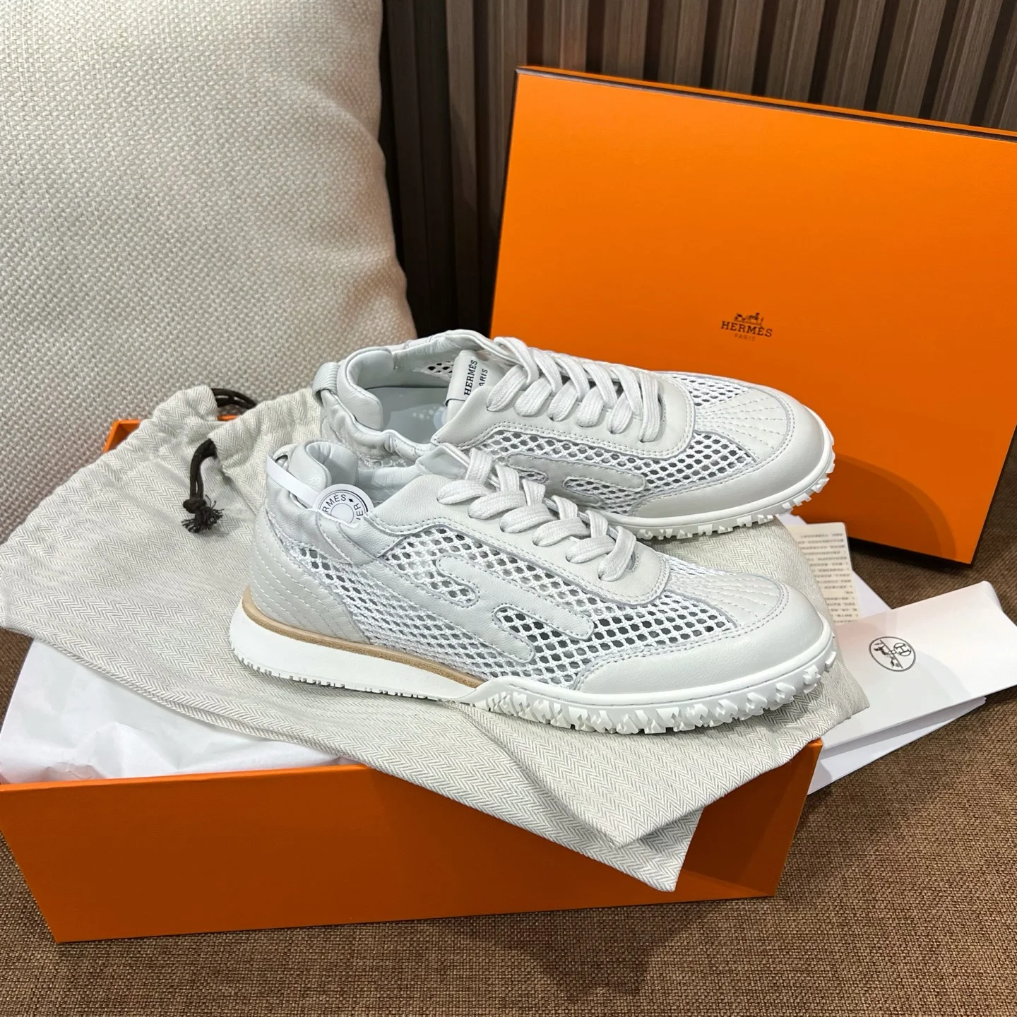 젯 스니커즈 펀칭 메쉬 워커 (2color) 상세