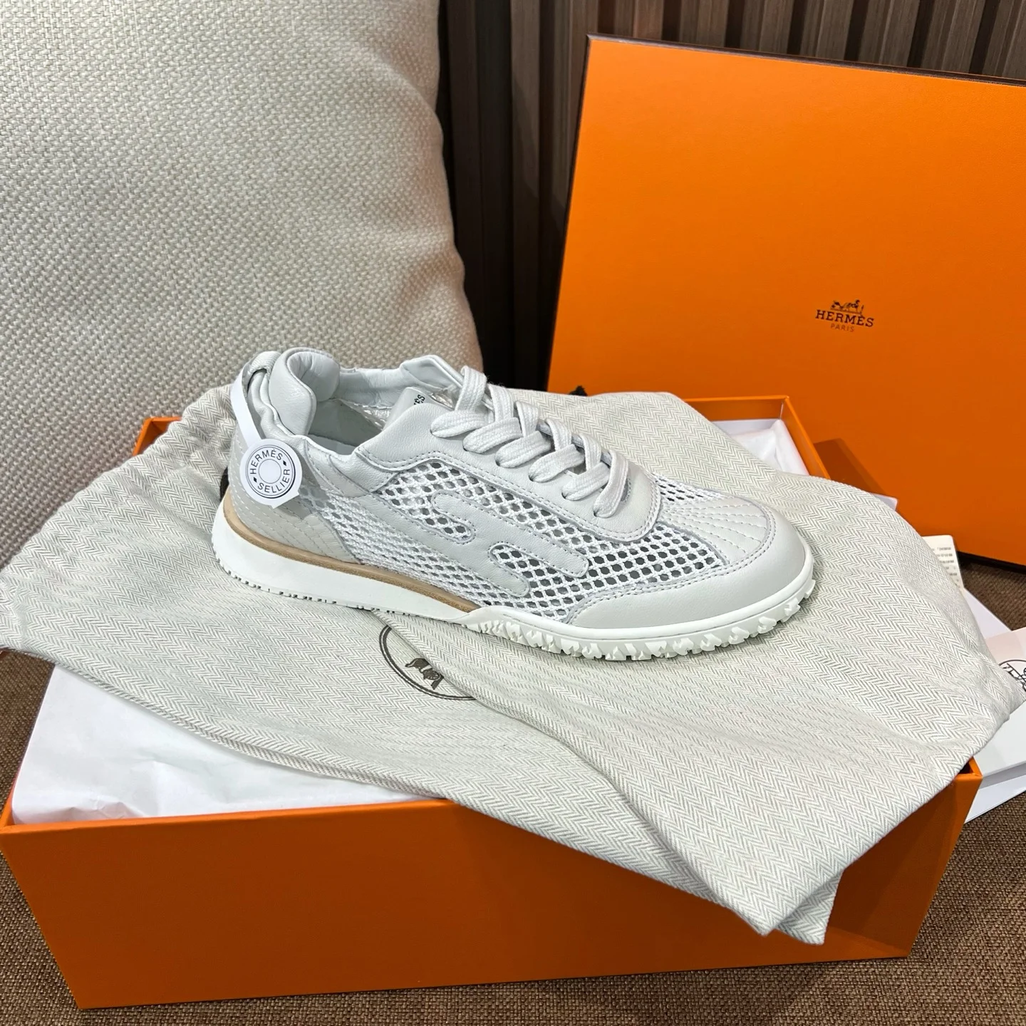 젯 스니커즈 펀칭 메쉬 워커 (2color) 상세