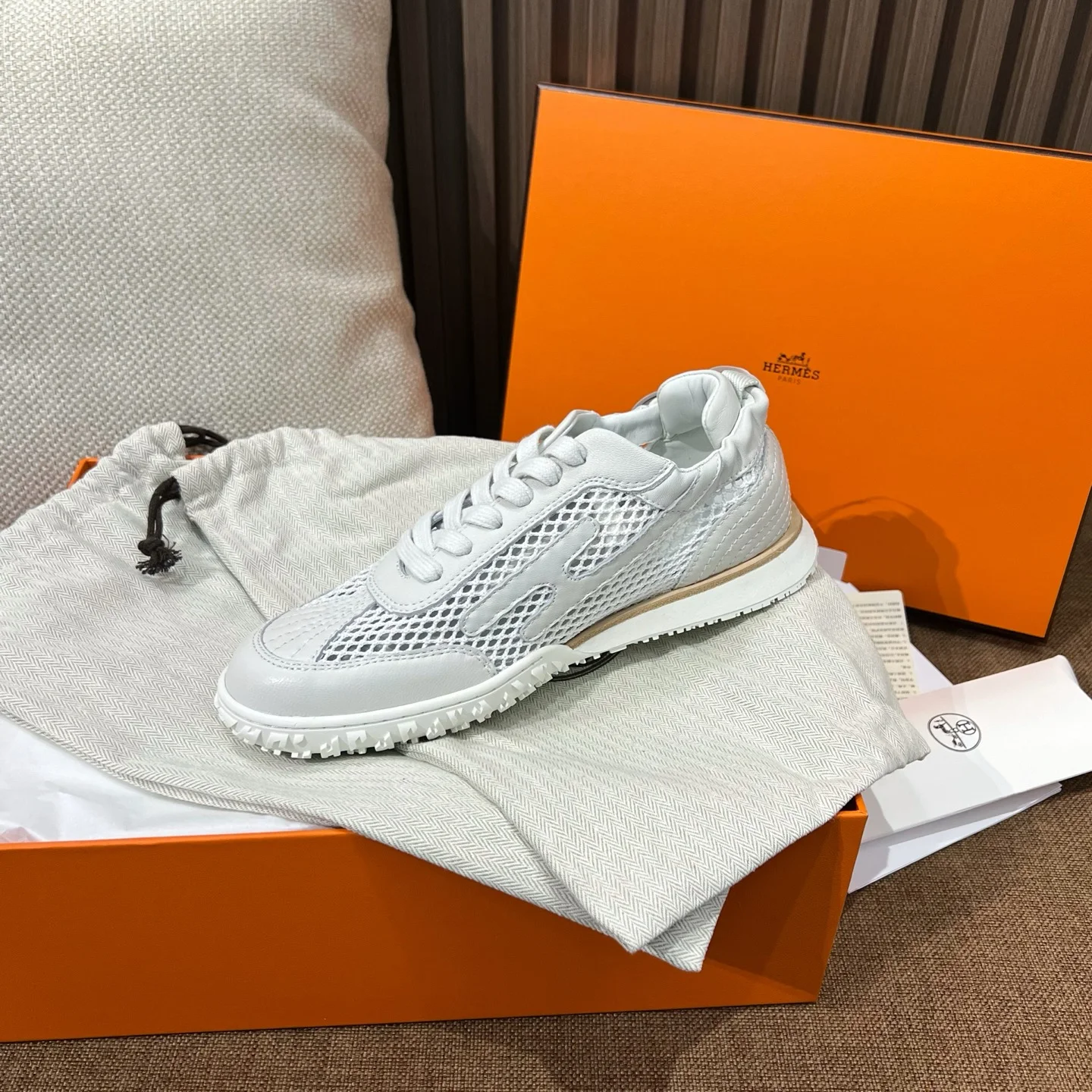 젯 스니커즈 펀칭 메쉬 워커 (2color) 상세