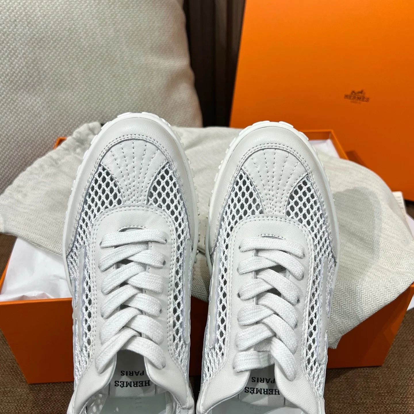 젯 스니커즈 펀칭 메쉬 워커 (2color) 상세