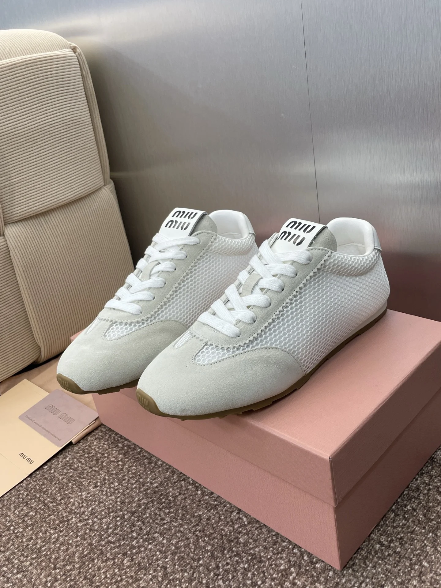 25 봄여름 신상 러닝화 (3color) 상세